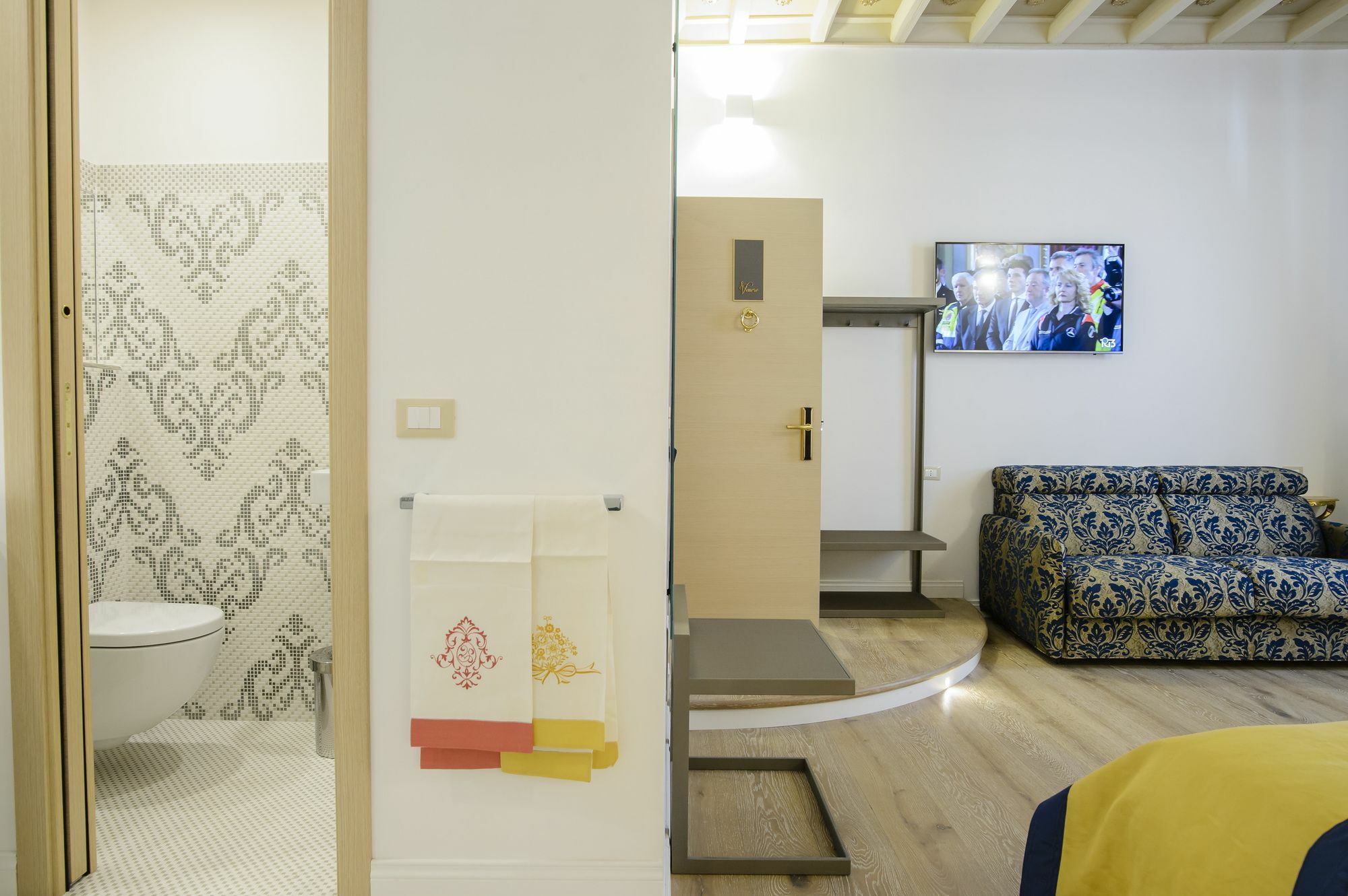 Excellent Trinity Rooms Рим Екстер'єр фото